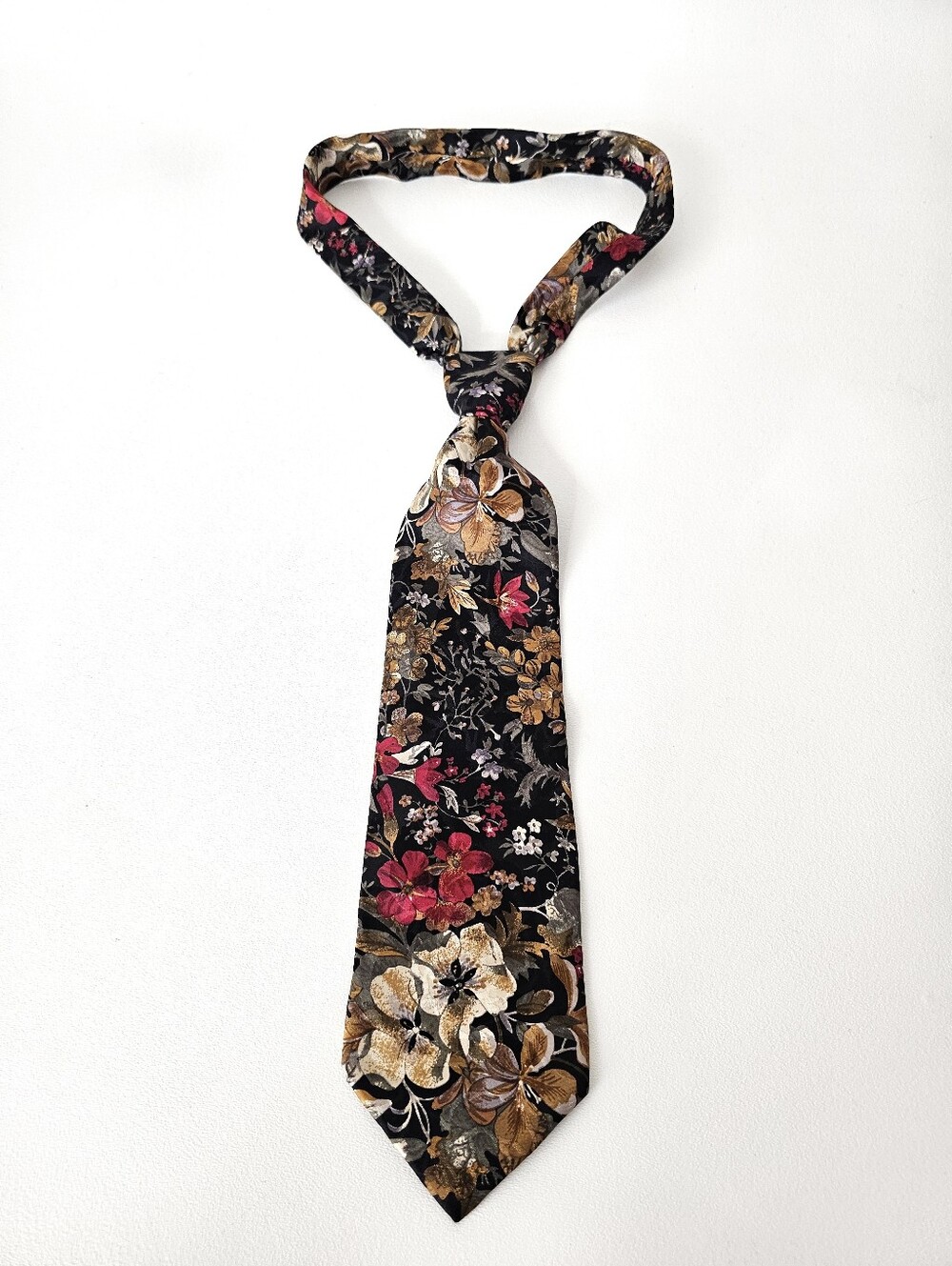 Vintage Villa Bugatti Floral Necktie Black Pink Gold 100% Italian Silk Neck Tie